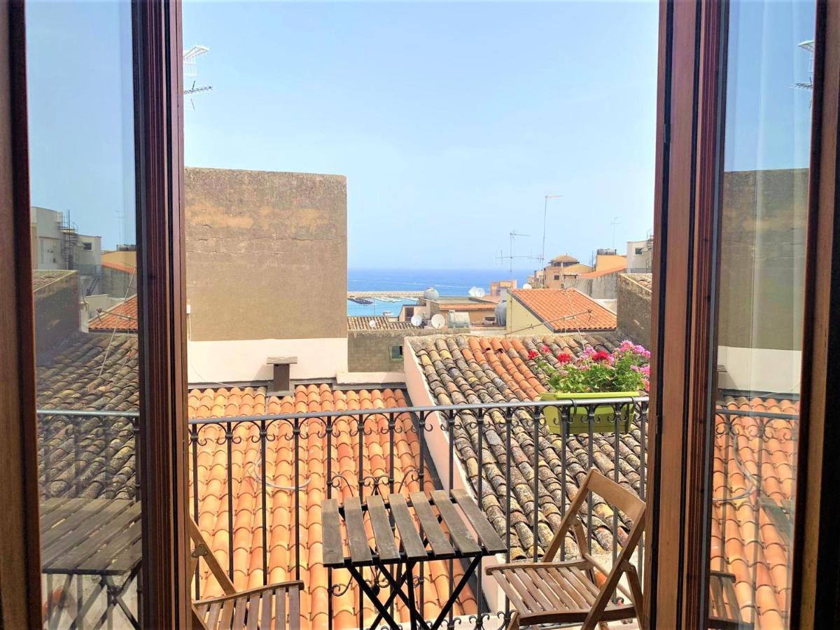 Badia Rooms & Breakfast Castellammare del Golfo Exterior photo