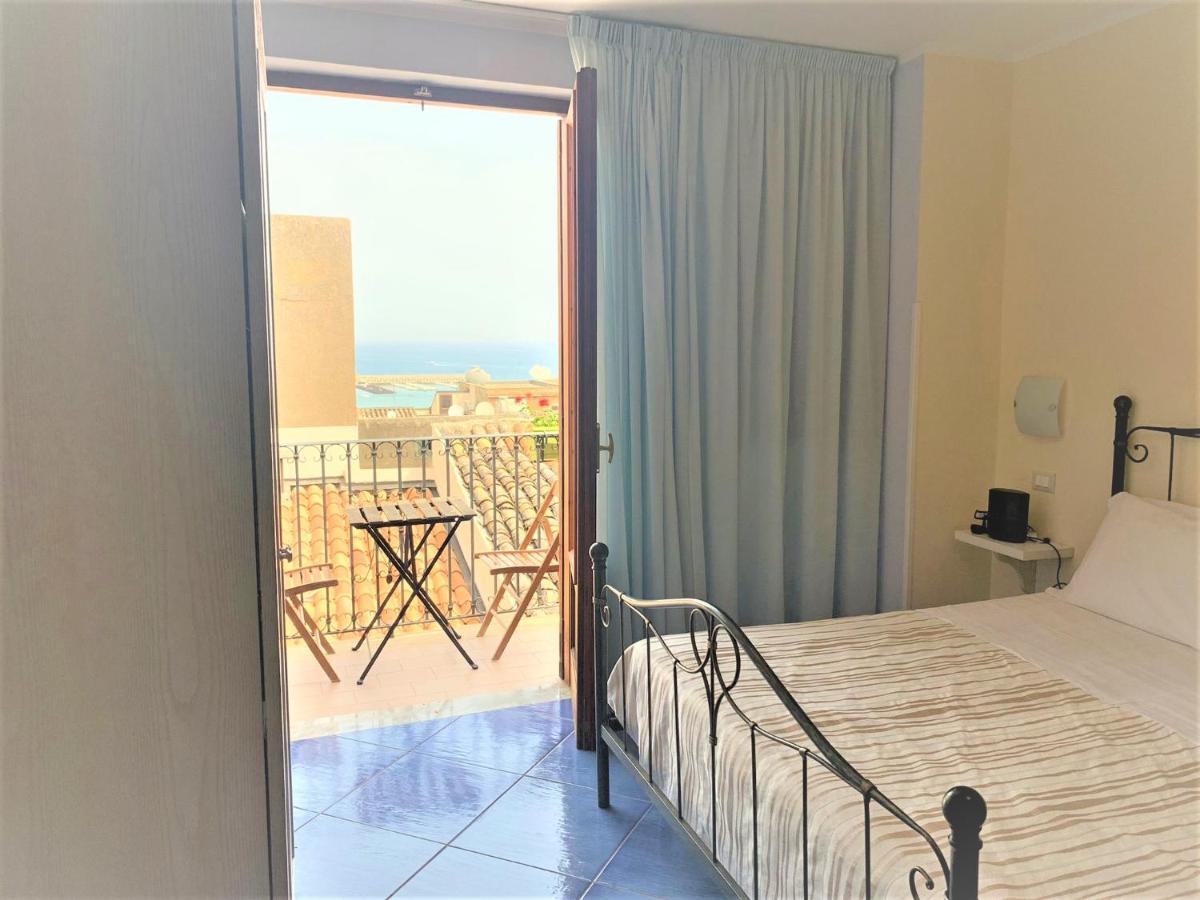 Badia Rooms & Breakfast Castellammare del Golfo Exterior photo