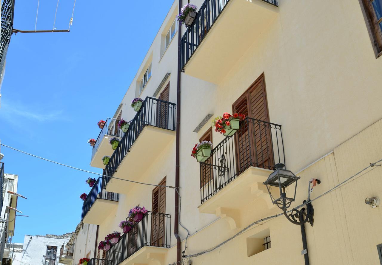 Badia Rooms & Breakfast Castellammare del Golfo Exterior photo